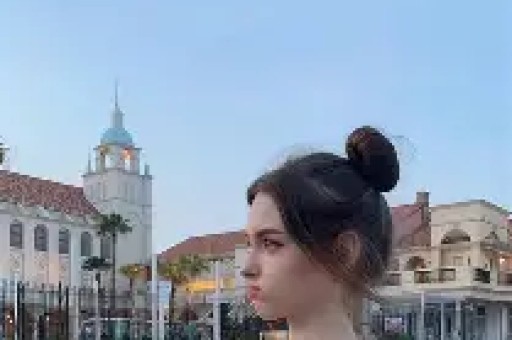 汤姆·哈迪片场耍大牌被开除：傲慢态度再惹争议！