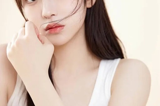 杨颖婚内偷吃真相大白叶珂闺蜜说漏曝黄晓明隐私胜者不言而喻