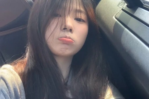 美女主持拍戏途中意外怀孕今儿子11岁丈夫至今是谜